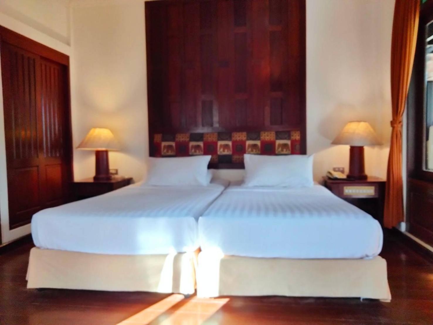 Botany Beach Resort Pattaya Na Chom Thian Bilik gambar